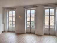 T3 de caractère - Beaux volumes, cachet de l'ancien et fort  potentiel — photo 3