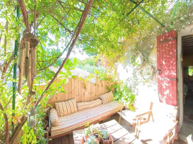 Gadagne, maison de village pleine de charme — photo du bien