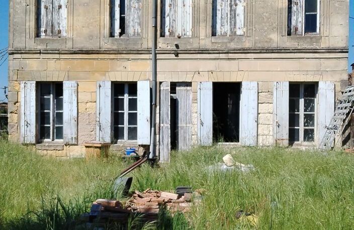 Authentique Girondine à rénover avec places de parking et terrain de 400M2 — photo 5