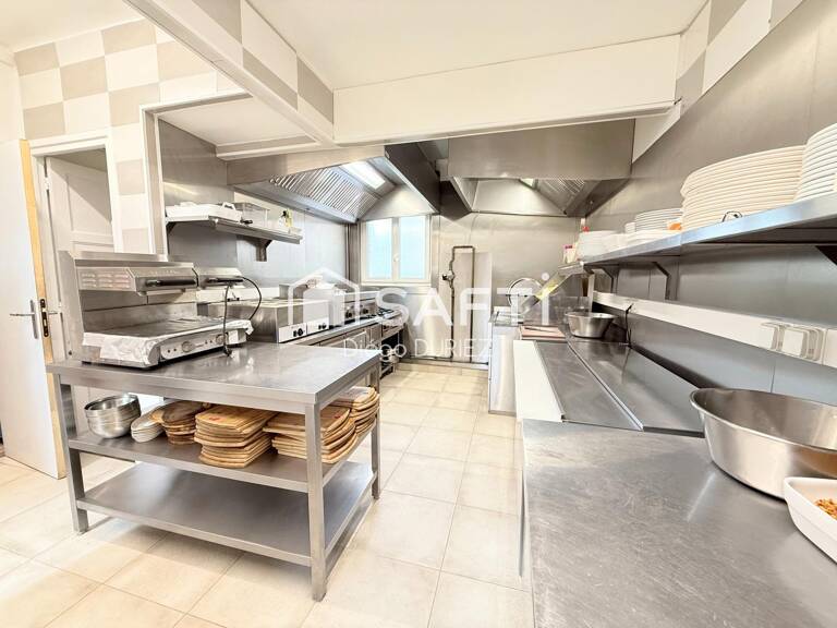 Restaurant de 300 m² avec logement — photo 1