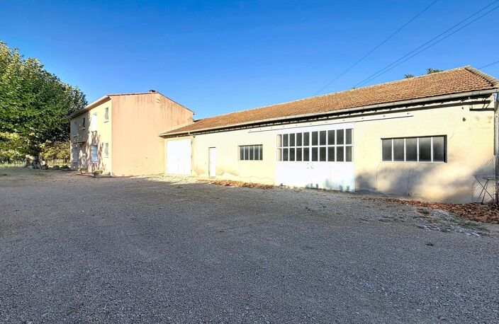 Alleins, maison de campagne 130m² sur 1,7hectares — photo 2