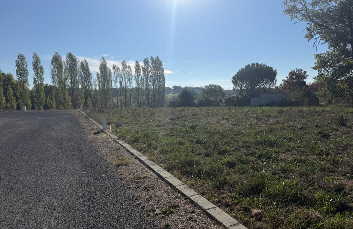 Belle parcelle d'angle viabilisée de 400 m² — photo 2