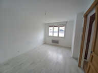 SECTEUR MAILLEZAIS MAISON 4 CHAMBRES+ STUDIO LOUE — photo 3
