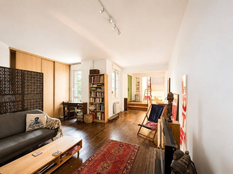 F4 - 82.75 m2  Rue Simart  Métro Marcadet - 560 000 € — photo 1