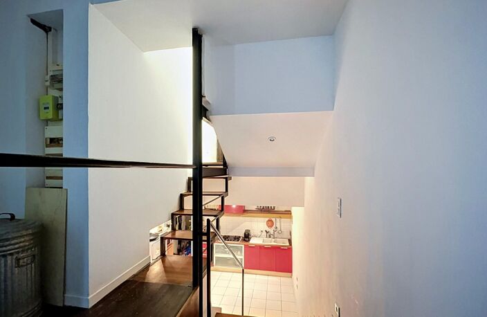 F4 - 82.75 m2  Rue Simart  Métro Marcadet - 560 000 € — photo 4