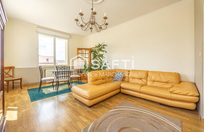 MAISON FAMILIALE, DEUX ESPACES DE VIE... ET UNE PISCINE POUR PROFITER DES BEAUX JOURS ! — photo 2