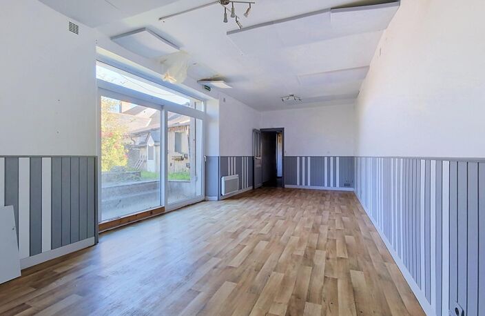 Ancienne crêperie avec logement et jardin à 5 km de Baugé — photo 5