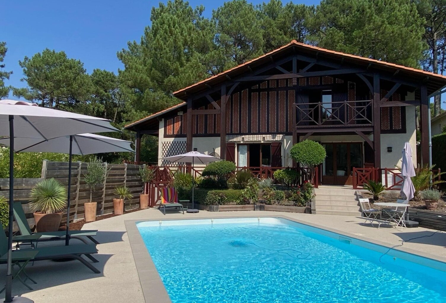 MAISON PRESTIGE DE 280M2 LACANAU OCEAN — photo 1