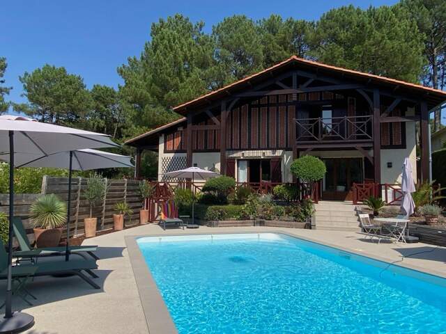 MAISON PRESTIGE DE 280M2 LACANAU OCEAN — photo du bien