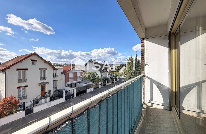Deux pièces au dernier étage avec terrasse et box — photo 3