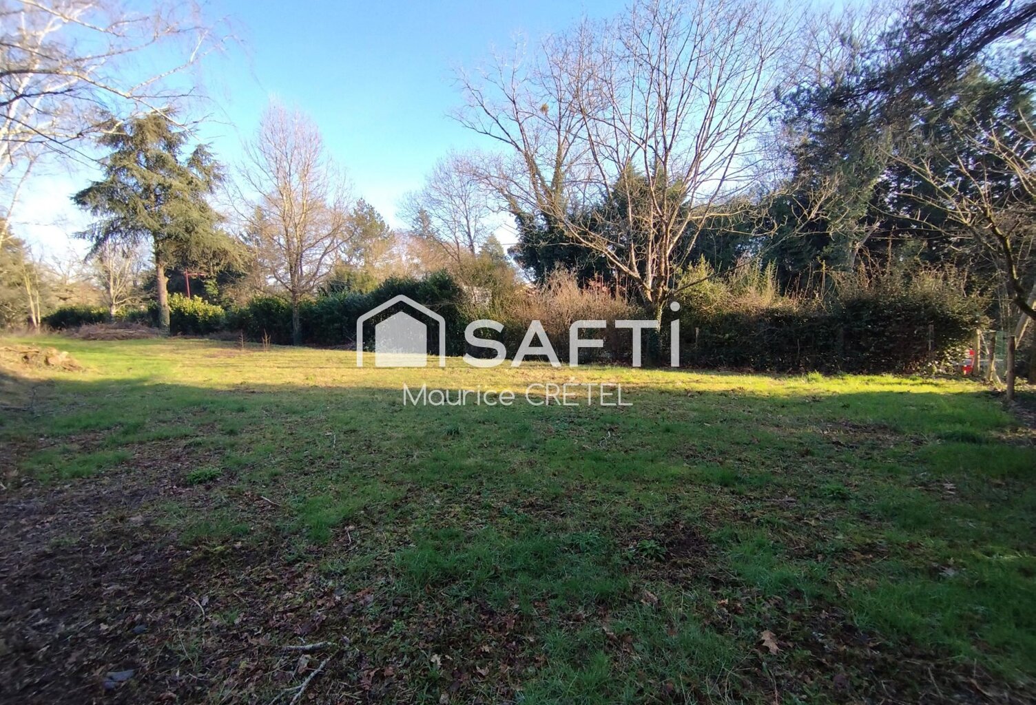TERRAIN CONSTRUCTIBLE DE 550 M² — photo 1