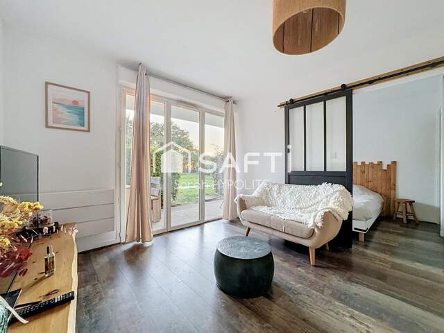 Appartement T2 de 30 m2 avec piscine et parking — photo du bien