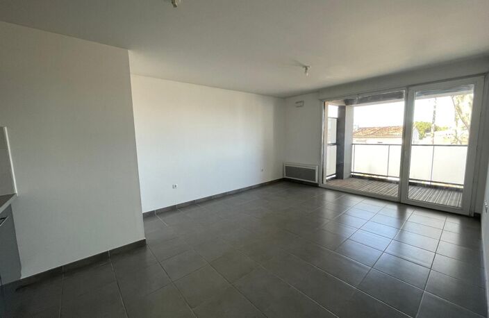 Location appartement 2 pièces 41 m² à Toulouse (31500) — photo 2