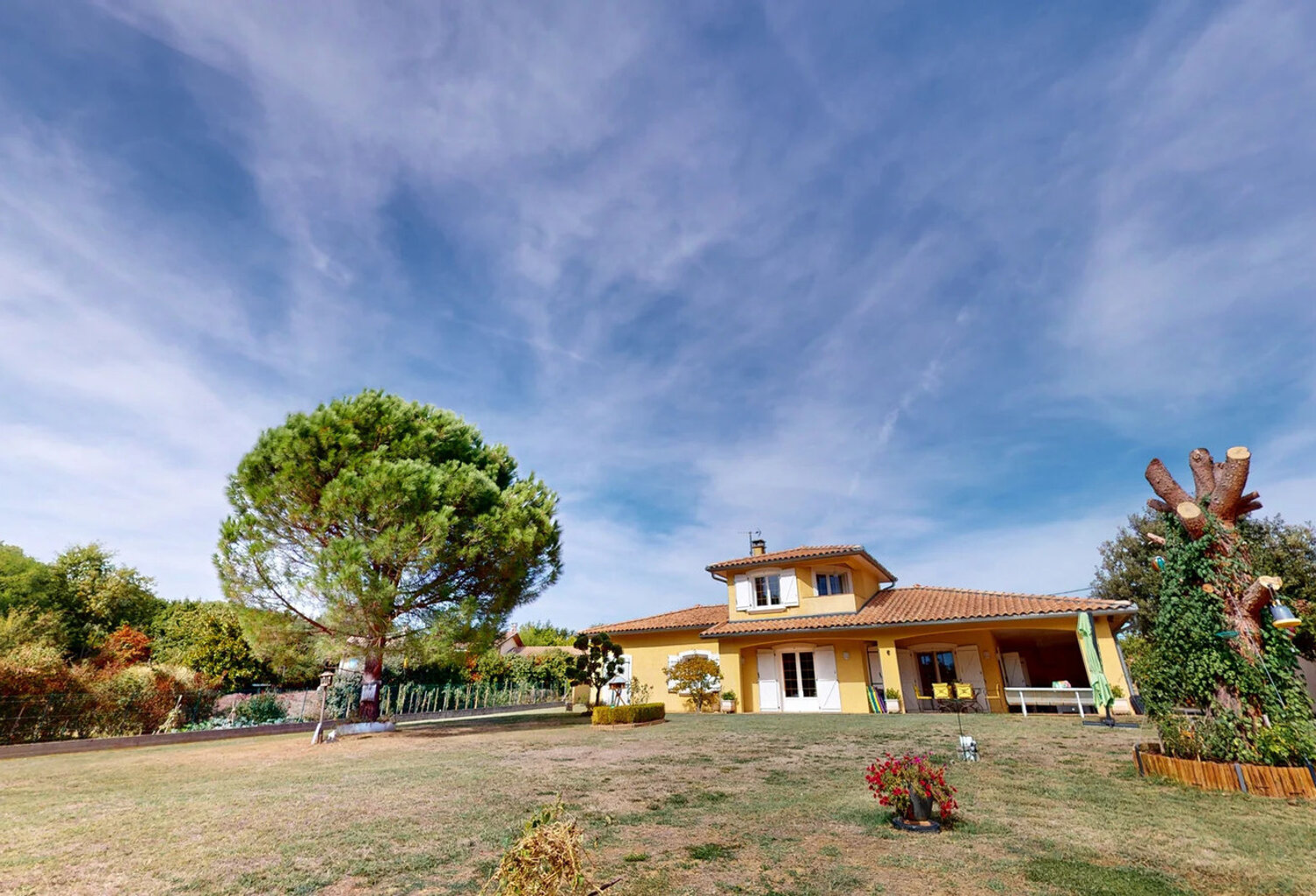 LE FOUSSERET   VILLA T5 DE 167 M2 SUR UN MAGNIFIQUE TERRAIN — photo 1