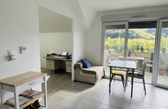 VIAGER OCCUPE - FRANGY, T2  dernier étage avec balcon et gar — photo 2