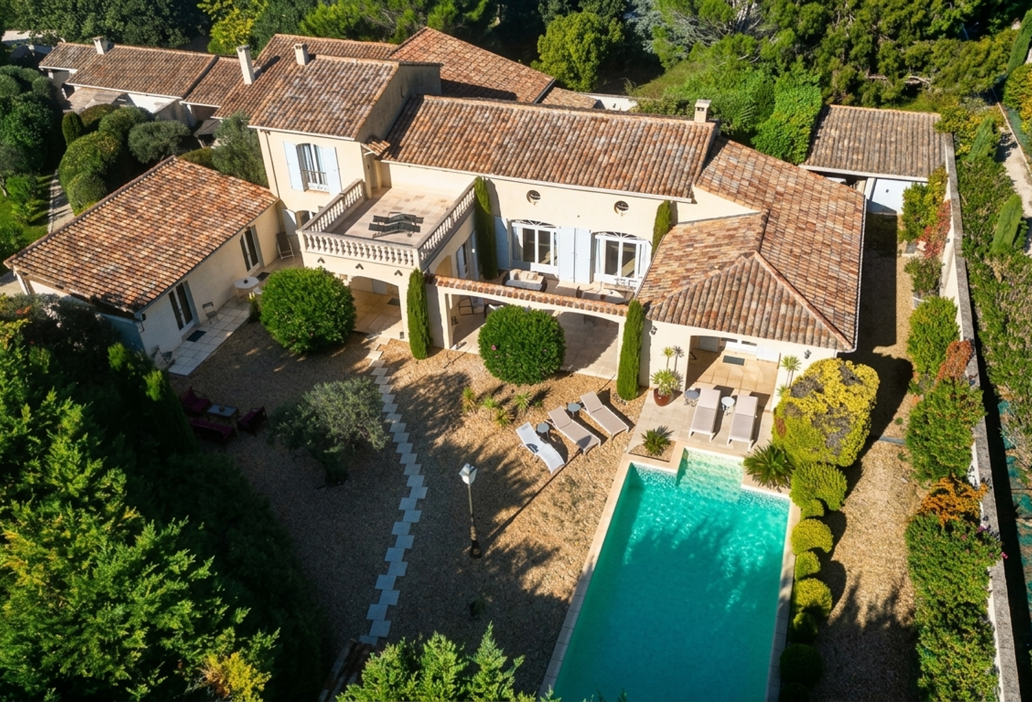 DPT (13) A la vente Propriété de charme en Provence avec pis — photo 1