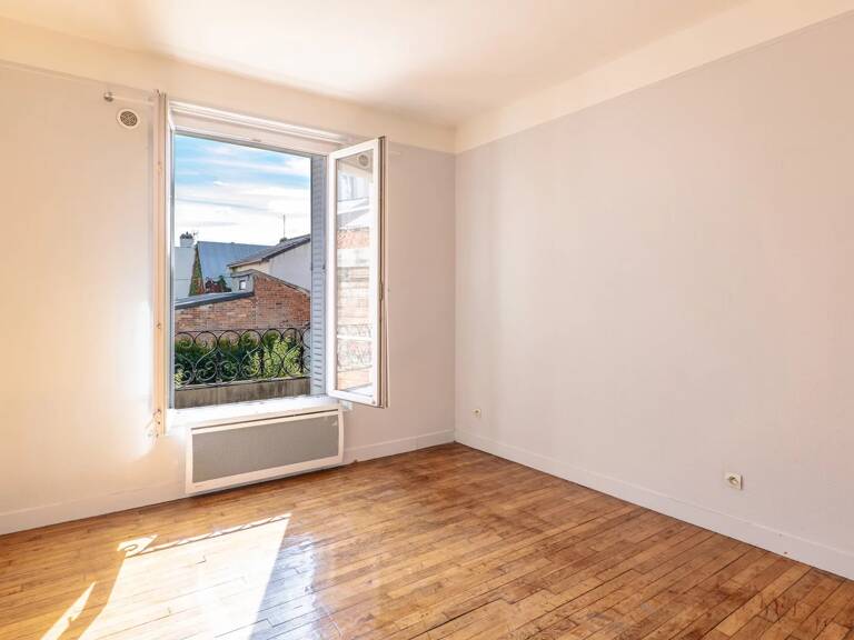 Bagnolet – 2 pièces traversant de 44,54 m² – Bel espace de vie – Ligne 11 à pied — photo 1