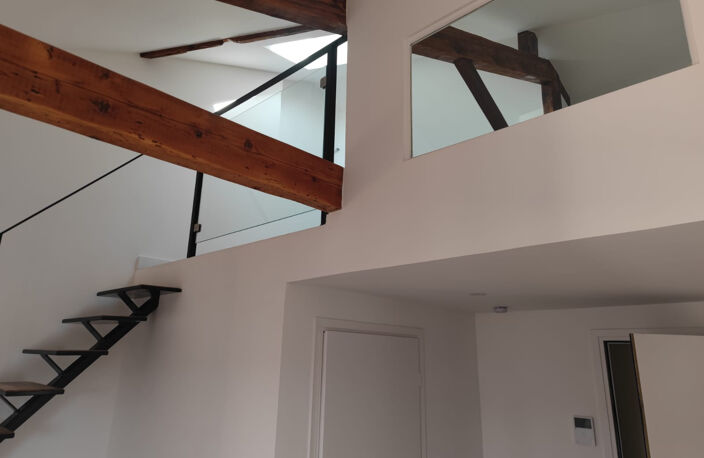 PROCHE PLACE DU PIN 2P DUPLEX avec terrasse et balcon — photo 4