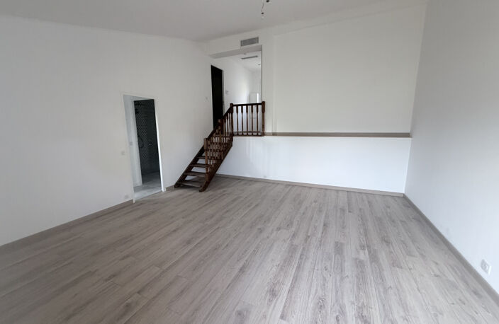 À LOUER   MAISON 3 PIÈCES   LA TRINITÉ (06340)   SECTEUR LA — photo 3