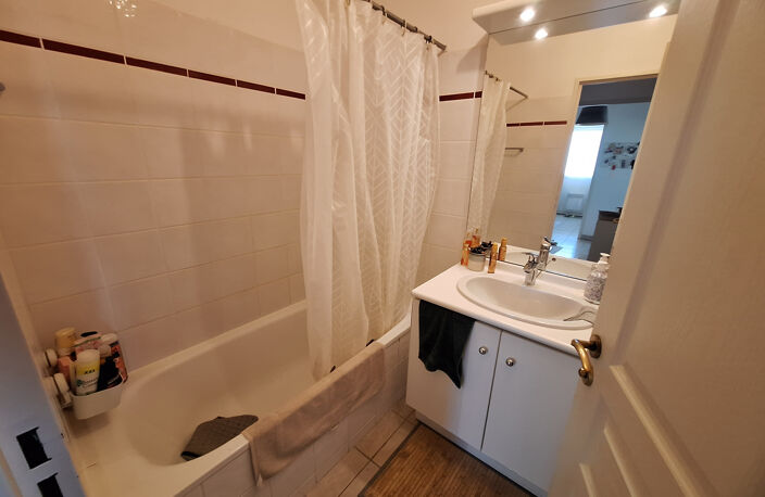T2 35 boulevard Ste Therese village blancarde — photo 5