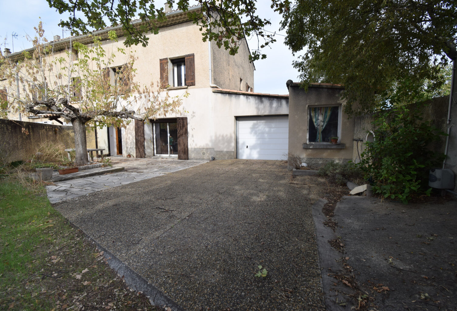 Maison de village trois chambres avec jardin et garage — photo 1