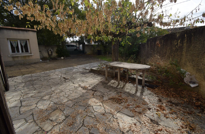 Maison de village trois chambres avec jardin et garage — photo 2