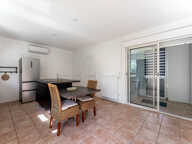 LOCATION MEUBLEE - Maison plain pied de 63,5m2 à La-Tour-De- — photo 3