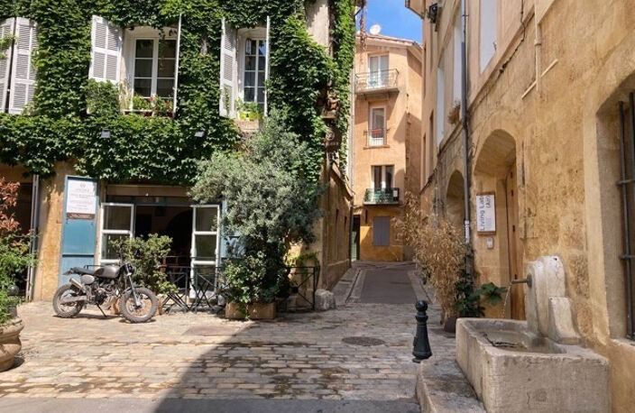 APPARTEMENT STUDIO RENOVE A VENDRE SUR AIX EN PROVENCE — photo 5