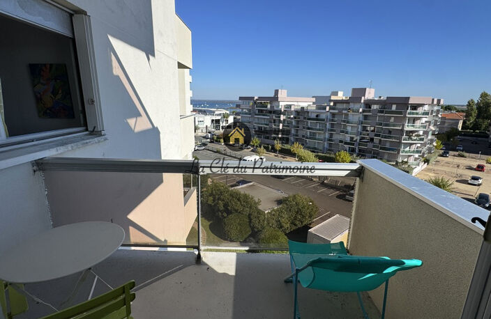 APPARTEMENT T2 MEUBLÉ - VUE BASSIN - SECTEUR ARCACHON AIGUIL — photo 2