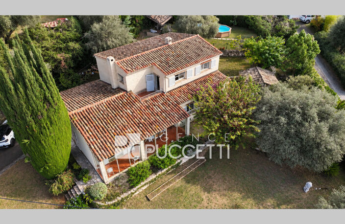 Family home of 166 m² built on a beautiful wooded plot of appr — photo 2