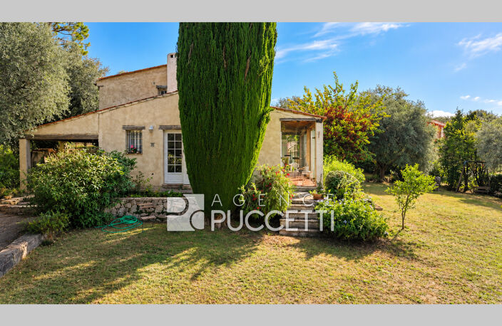 Family home of 166 m² built on a beautiful wooded plot of appr — photo 3