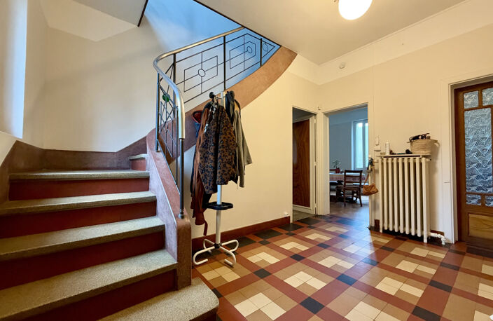APPARTEMENT/ MAISON - BON ÉTAT - CHARME DE L'ANCIEN — photo 2