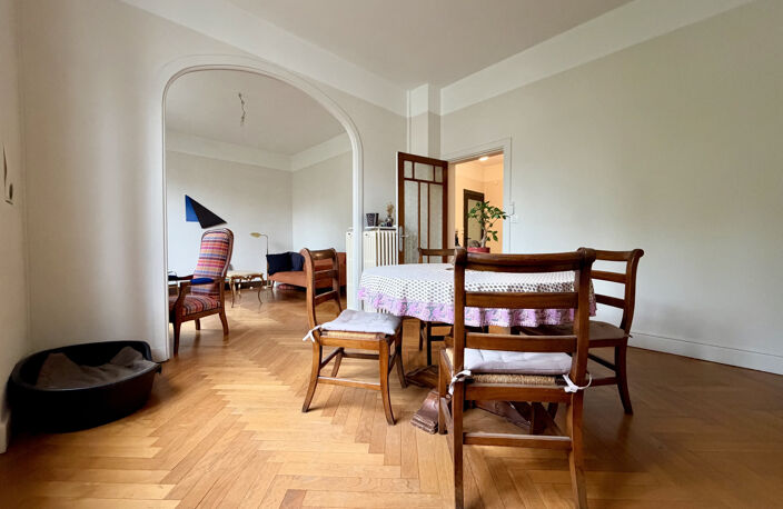 APPARTEMENT/ MAISON - BON ÉTAT - CHARME DE L'ANCIEN — photo 4