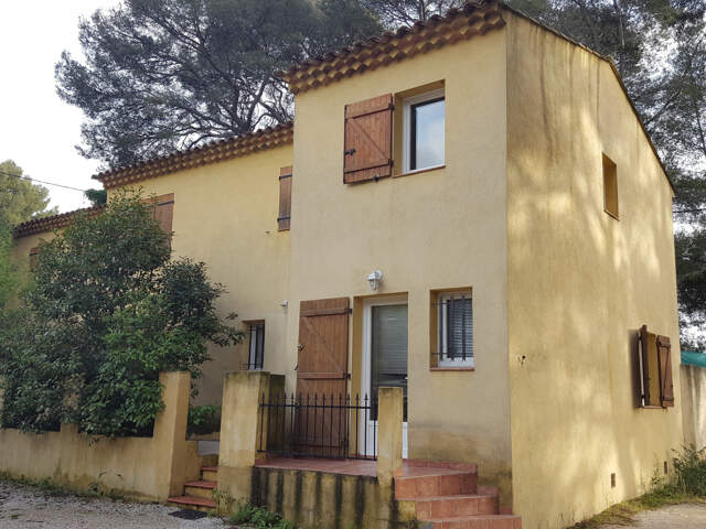 La Ciotat T2 style maisonnette proche Gare au calme avec ter — photo du bien
