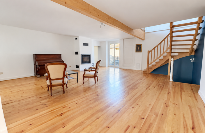 01160 PONT-D'AIN   Maison de village avec 3 chambres, deux t — photo 4