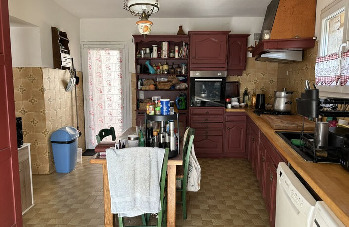 Jolie Maison avec dépendances et terrain — photo 5