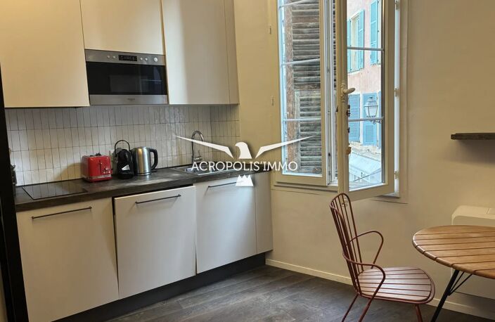 Vieux-Nice 2 pièces à louer bail meublé — photo 2