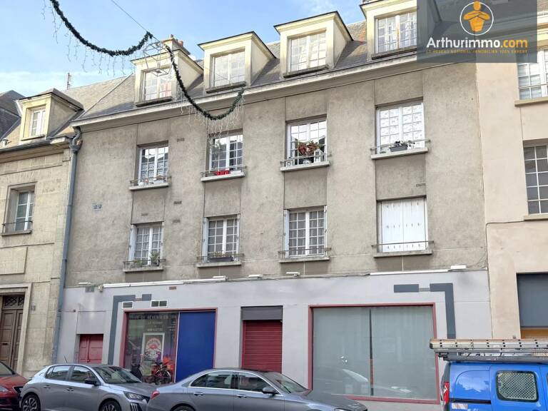 Immeuble au cœur du centre ville de Compiègne — photo 1