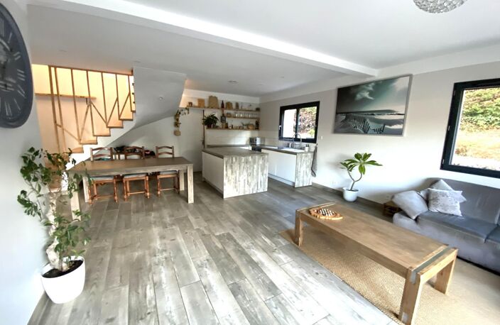 Vente maison 6 pièces 125 m² Trévoux (01600) — photo 2