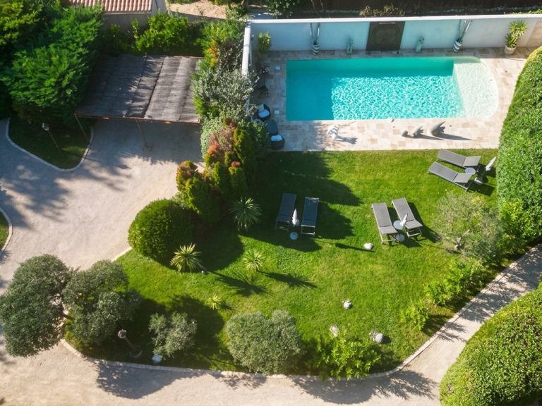 DPT (13) SAINT-REMY-DE-PROVENCE A VENDRE MAZETS DE STYLE  PR — photo 1