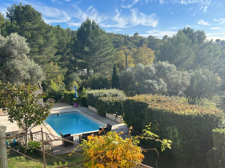 EVENOS - Villa familiale 4 chambres piscine terrain 4000 m2 — photo 1