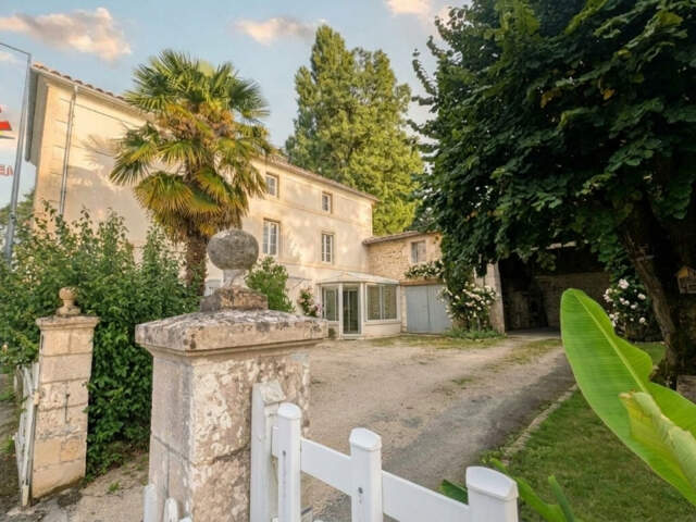 Maison en pierres de 149m2  sur BECELEUF — photo du bien