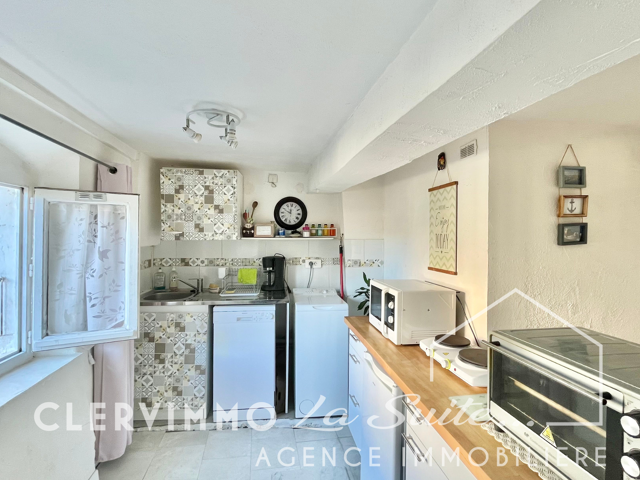 APPARTEMENT T2 MEUBLÉ ST BARNABÉ/MONTOLIVET — photo du bien