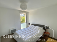 BEAU T2 TERRASSE + GARAGE MEUBLÉ RÉSIDENTIEL/ PISCINE LES CA — photo 4