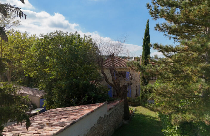 AIX EN PROVENCE - LES MILLES : ANCIENNE FERME PROVENCALE AVE — photo 2