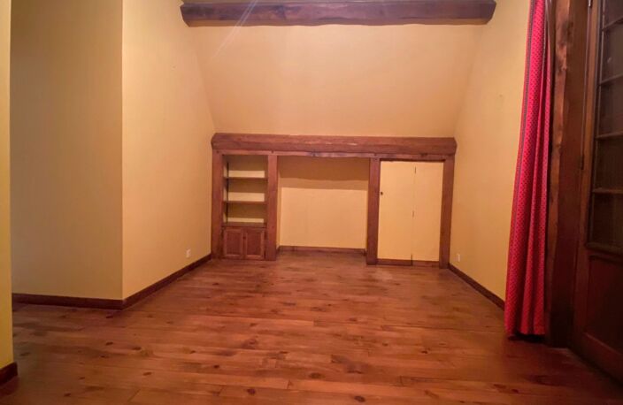 Vente Maison/villa 6 pièces — photo 2