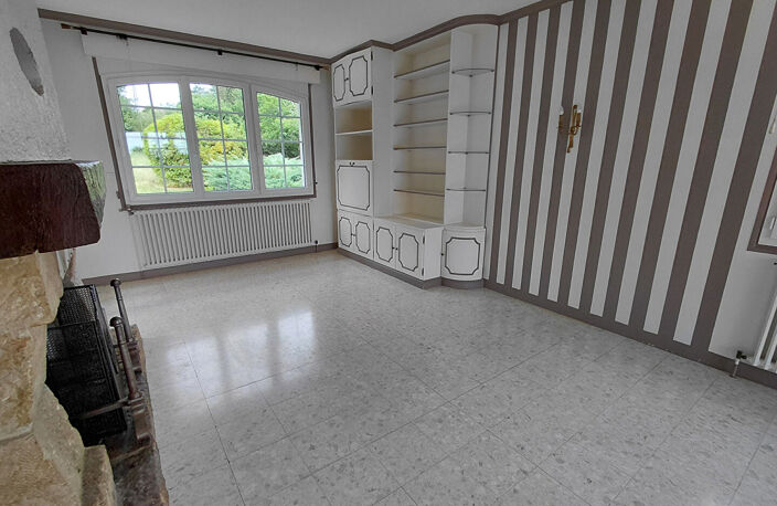 À VENDRE ? MAISON AU C?UR D'UN PARC ARBORÉ — photo 3