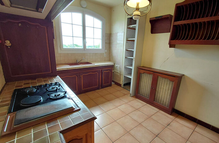 À VENDRE ? MAISON AU C?UR D'UN PARC ARBORÉ — photo 5