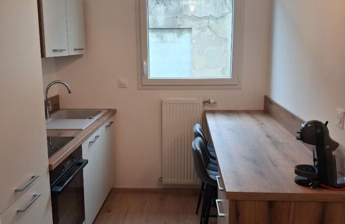Location appartement 2 pièces 40 m² à Bourg-en-Bresse (01000) — photo 4