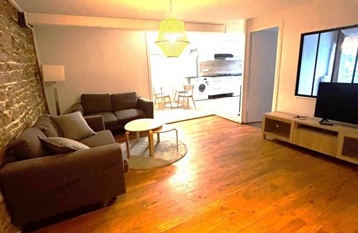 Location appartement 3 pièces 79 m² à Lyon 2 (69002) — photo 3
